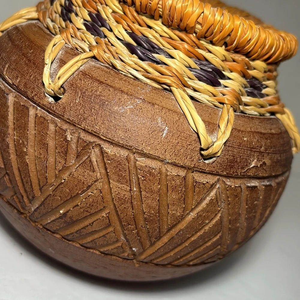 Pier 1 Clay Pot Handcrafted Woven Rattan/Straw Trim Around Rim Carved Clay Band